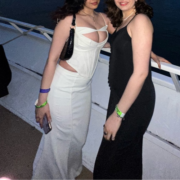 HOUSE OF CB - ‘Paloma’ Ivory Corset Maxi Dress - Size S 4/6 - Picture 10 of 10